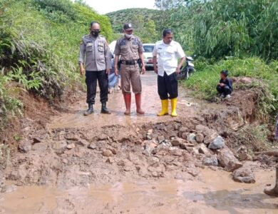 Akses Jalan di Kecamatan Takokak Belum Bisa Dilalui Kendaraan, Camat: Masih Menunggu Alat Berat