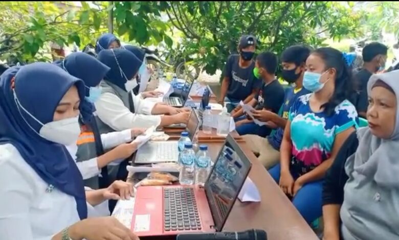 Live Dangdut Manjakan Peserta Gebyar Vaksinasi di Haurwangi