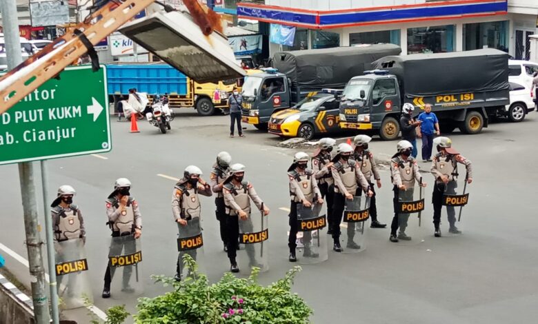 Amankan Demo Buruh, Polres Cianjur Terjunkan 700 Personel Gabungan