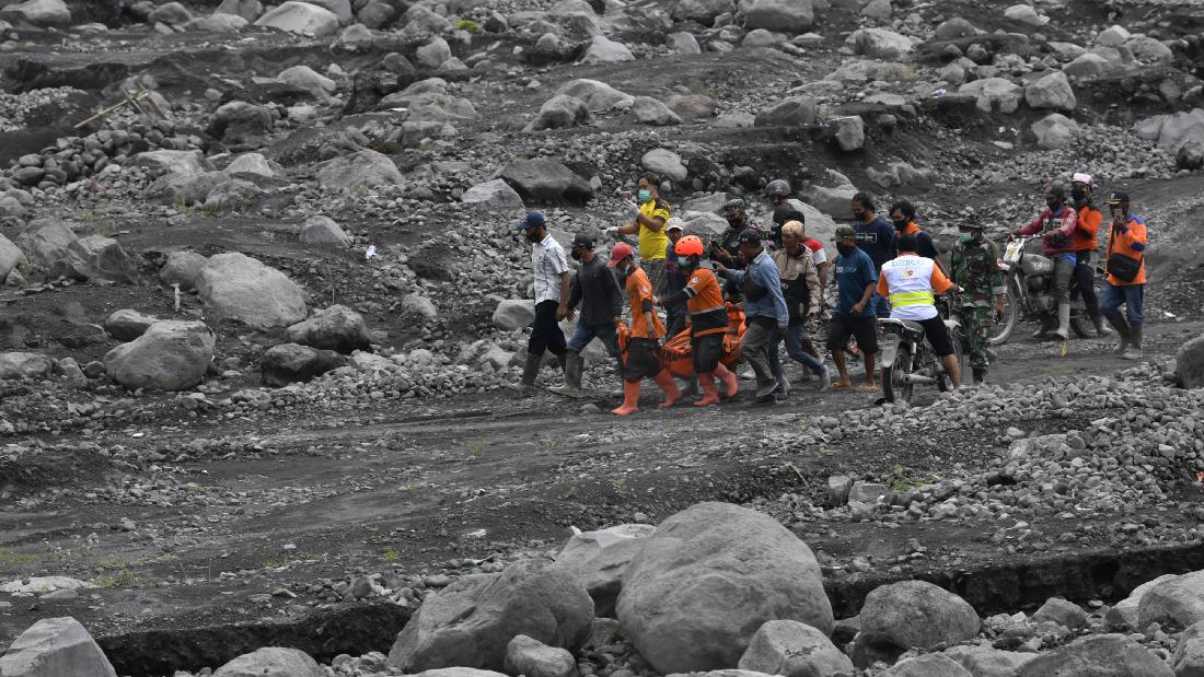 Korban Jiwa Letusan Gunung Semeru jadi 34 Orang, Ribuan Warga Mengungsi