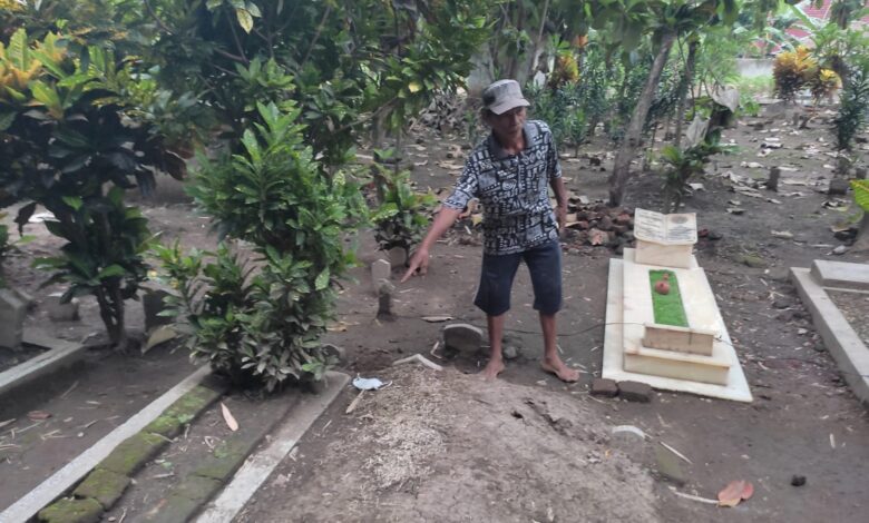 Viral, Mahasiswi Cantik Bunuh Diri di Samping Makam Ayahnya, Kisahnya Bikin Nangis!