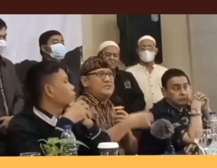 Edy Mulyadi Trending Usai Hina Kalimantan dan Menhan Prabowo