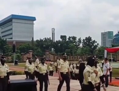 Viral, Seragam Satpam Terbaru Mirip Polisi India