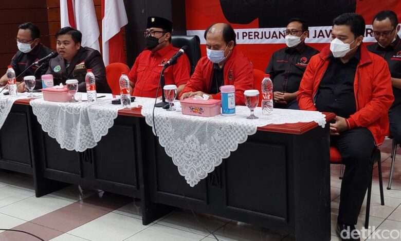 PDIP Jabar Minta Arteria Dahlan Dipecat