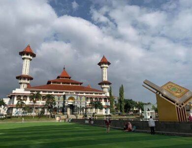 Alun-alun cianjur kembali ditutup akibat Covid-19 meningkat