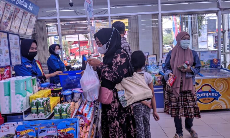 Sejumlah Minimarket Mulai Kehabisan Stok Minyak Goreng