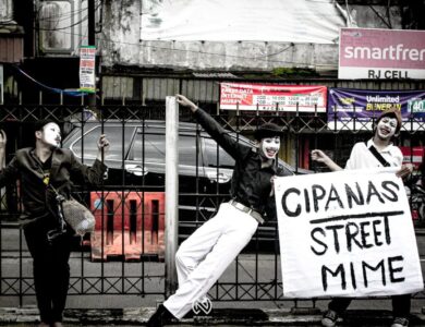 Unik!! Cipanas Street Mime Gelar Pentas Jalanan World Mime Day