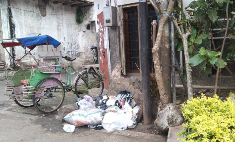 Tong Sampah di Trotoar Minim, Dinas PUPR-DLH Cianjur Saling Lempar Tanggung Jawab