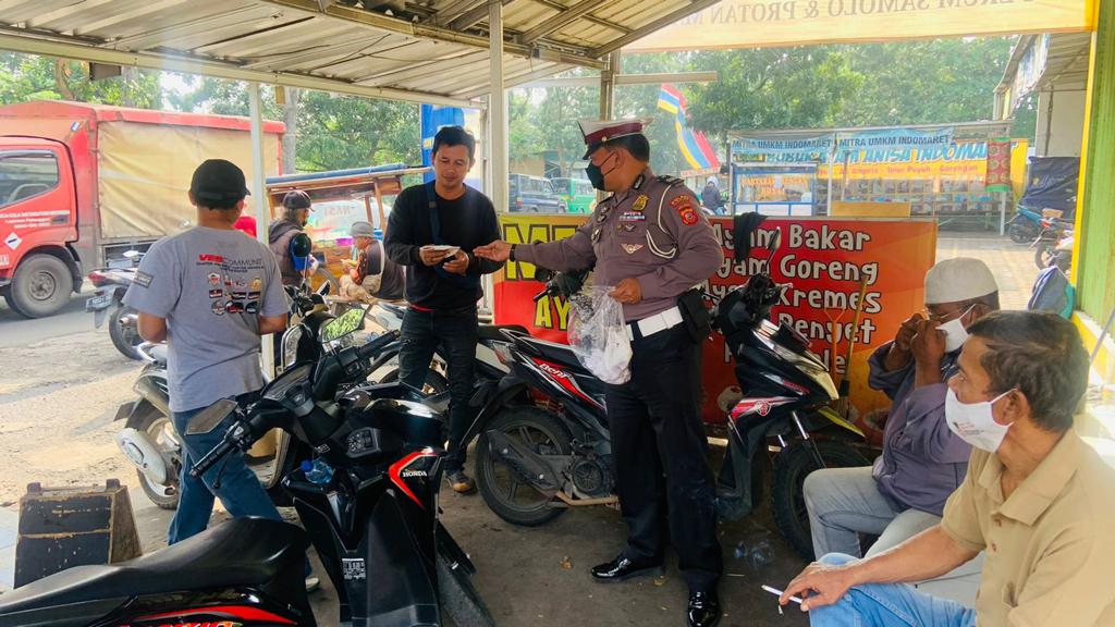 Sat Lantas Polres Cianjur Berikan Pembinaan Kepada Komunitas Ojek di Cianjur