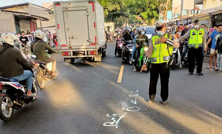 Kronologi Pengendara Motor Tewas Terlindas Truk Box di Cianjur