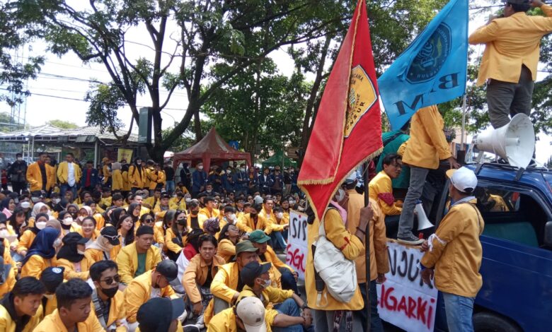 Mahasiswa Cianjur Tuntut Pemerintah Stabilkan Harga Pangan