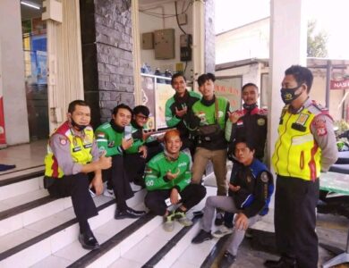 Wow! Banyak Masyarakat Pesan Makanan Lewat Ojol di Siang Hari