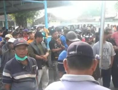 Pasar Hewan di Malang Ditutup Pemerintah, Warga Protes Akan Kebijakan Tersebut