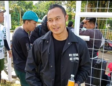 Dua Bobotoh Persib Meninggal di GBLA, Atep: Harus Jadi Perhatian