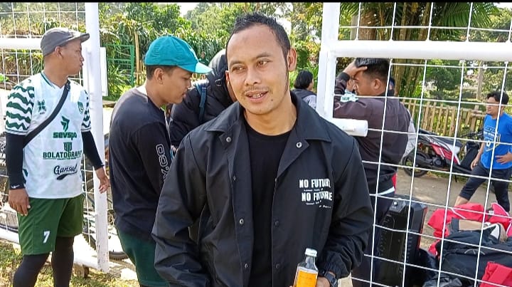 Dua Bobotoh Persib Meninggal di GBLA, Atep: Harus Jadi Perhatian