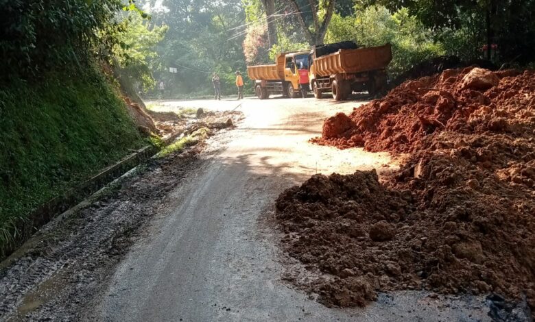 Jalan Longsor di Tanggeung Cianjur Akan Dibangun Pemprov Jabar