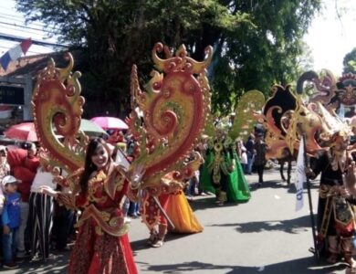 Helaran Budaya Cianjur Digelar Sabtu Ini, Warga: Yang Kerja Gimana?
