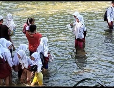 Ternyata 25 Jembatan Gantung Rusak di Cianjur, Kapan Diperbaiki?