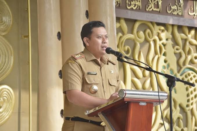 Mantan Bupati Cianjur Irvan Rivano Bebas Bersyarat