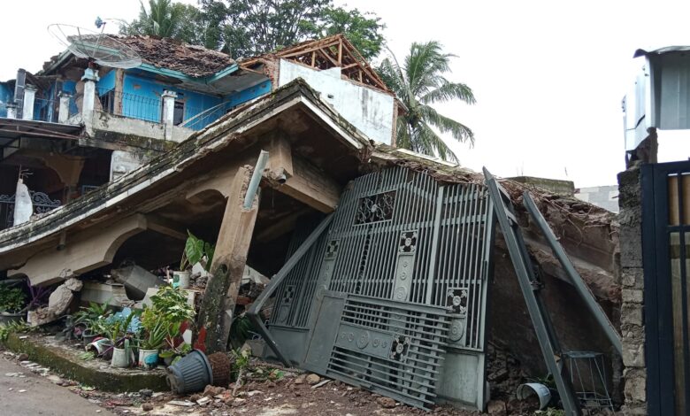 Kisah Mahasiswa Cianjur Selamat Dari Gempa Karena Loncat ke Sawah