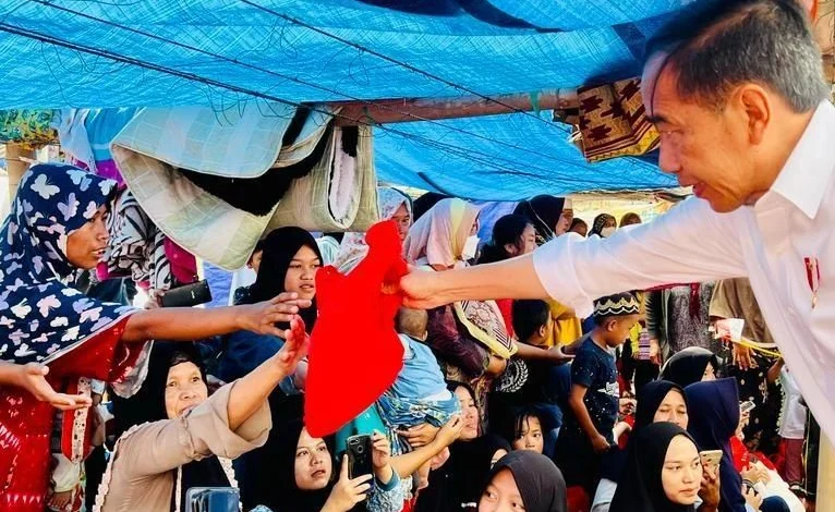 Soal Bantuan Gempa Cianjur, Jokowi: Ada yang Langsung dan Lewat Tabungan