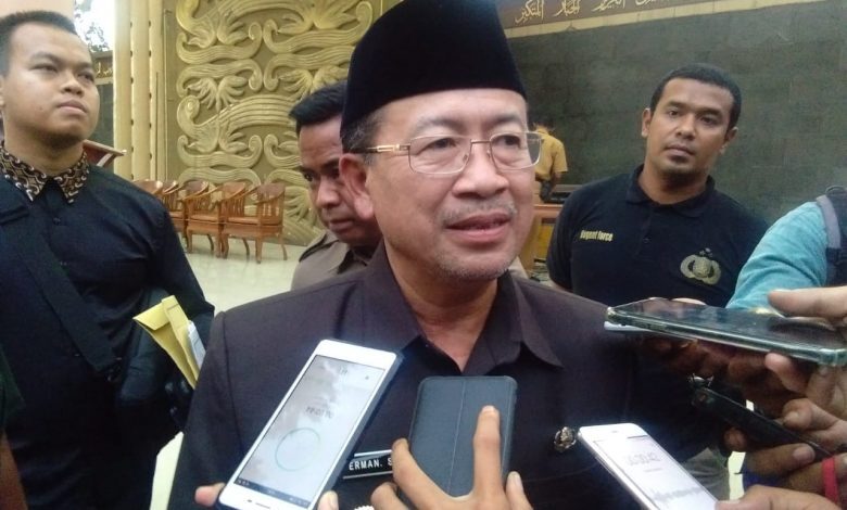 Diduga Selewengkan Bantuan Gempa, Bupati Cianjur Dilaporkan ke KPK