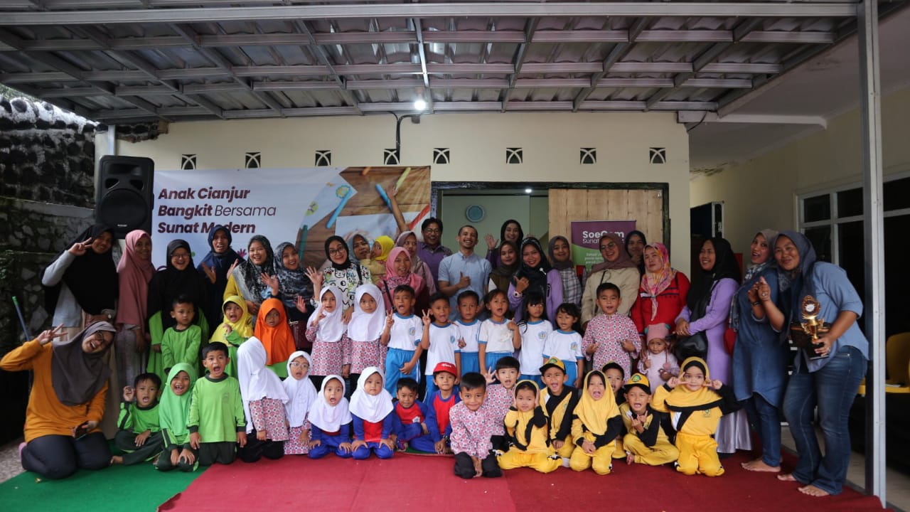 Sunat Modern Cipanas Gelar Trauma Healing Untuk Anak-anak