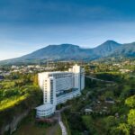 Sambut Libur Natal, Le Eminence Hotel Siapkan Berbagai Acara Spektakuler dan Berkesan