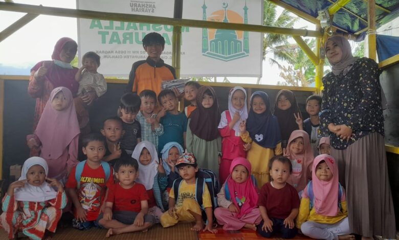 Terdampak Gempa Cianjur, Siswa RA Al-Muttaqin Terpaksa Belajar di Pengungsian