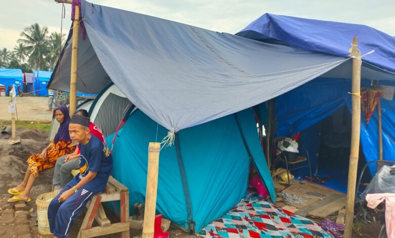 Setelah Didemo, Tenda Keluarga Dari Pemkab Cianjur Baru Terlihat