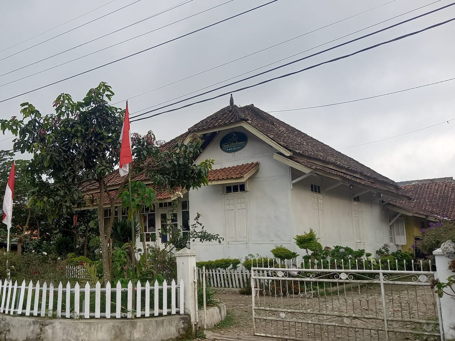 Boemi Aki Kamsoer: Seabad Lebih Berdiri, Sejarahnya Abadi