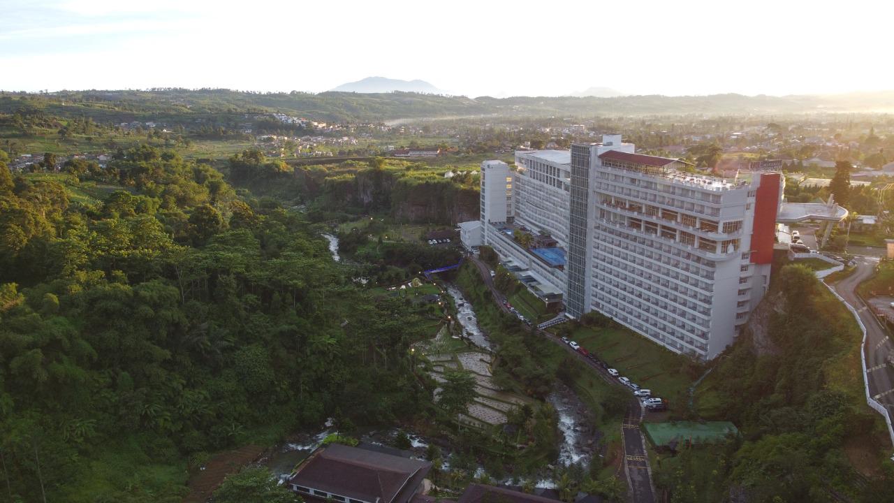 PT EHS Tetap Jadi Operator Hotel Le Eminence Puncak Dengan Kinerja Dan Pencapaian Terbaik