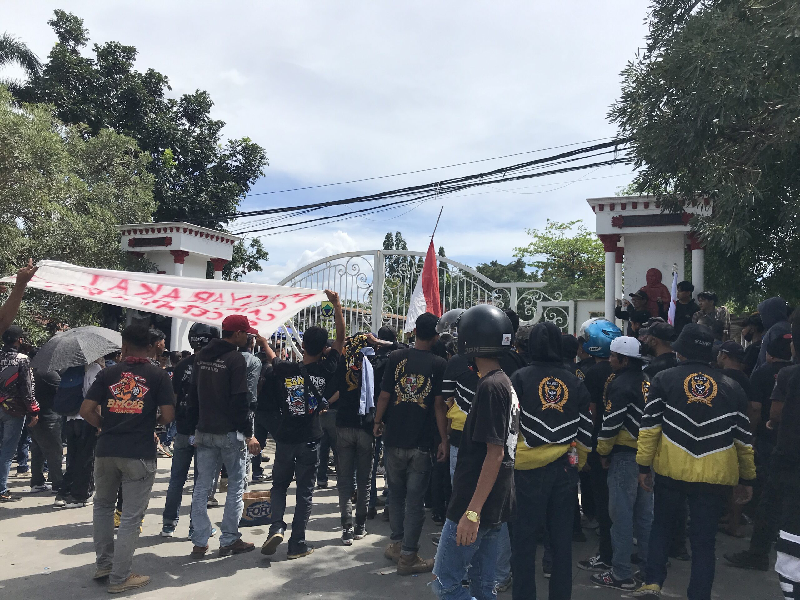 Tidak Hadir Saat Aksi 311, Bupati Cianjur: Saya Hadiri HUT Partai di Jakarta