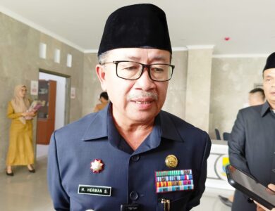 Bupati Cianjur H Herman Suherman sapa warga di Alun-alun Ciranjang, Senin (28/8/2023) kemarin