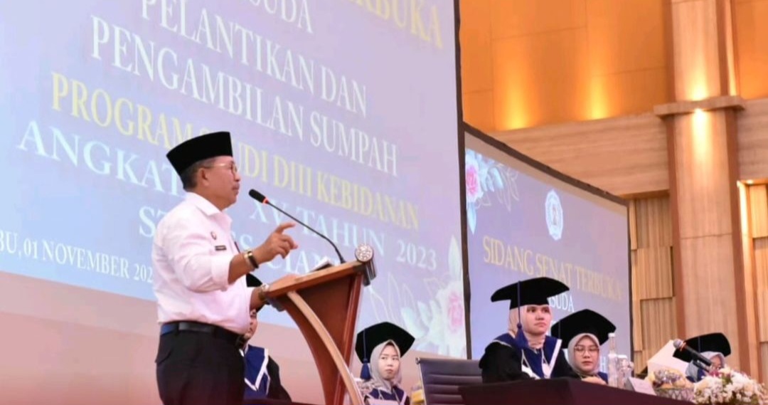 Bupati Cianjur, H Herman Suherman, akan memberikan hadiah langsung bagi para sarjana program studi D III angkatan ke XV Sekolah Tinggi Ilmu Kesehatan (STIKes)