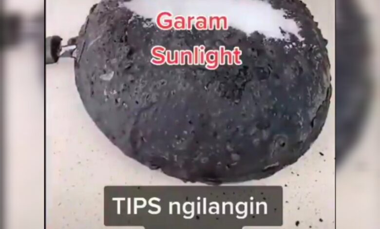 Cara Ampuh Bersihin Wajan Gosong, Cuma Pakai Bahan Rumahan!