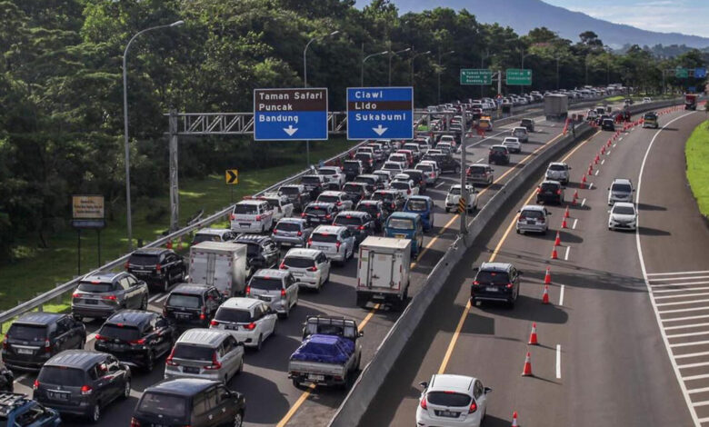 Jalur Puncak macet ga