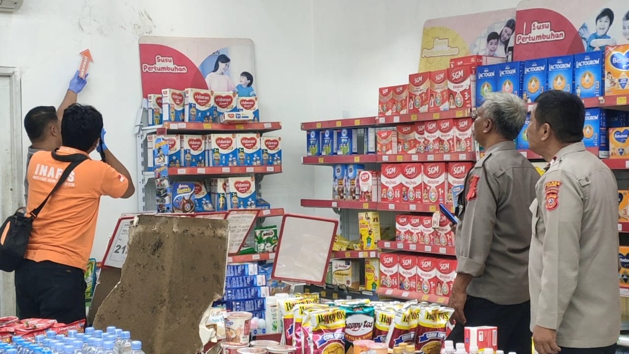 Minimarket di Cibeber Disatroni Pencuri, Berbagai Barang Hilang