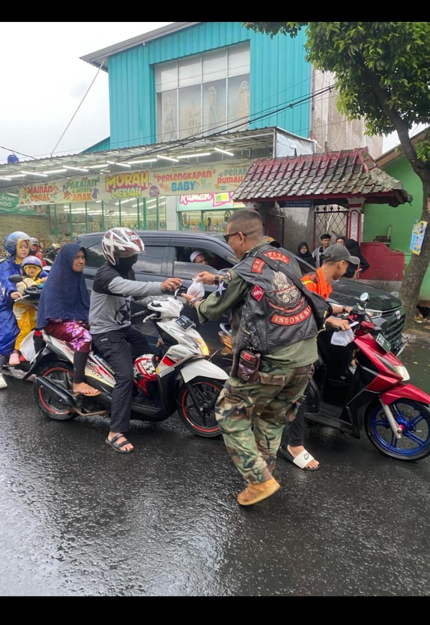 Gema-Peta Bagi-bagi Takjil Gratis di Cianjur Menyambut Hari Raya Idul Fitri