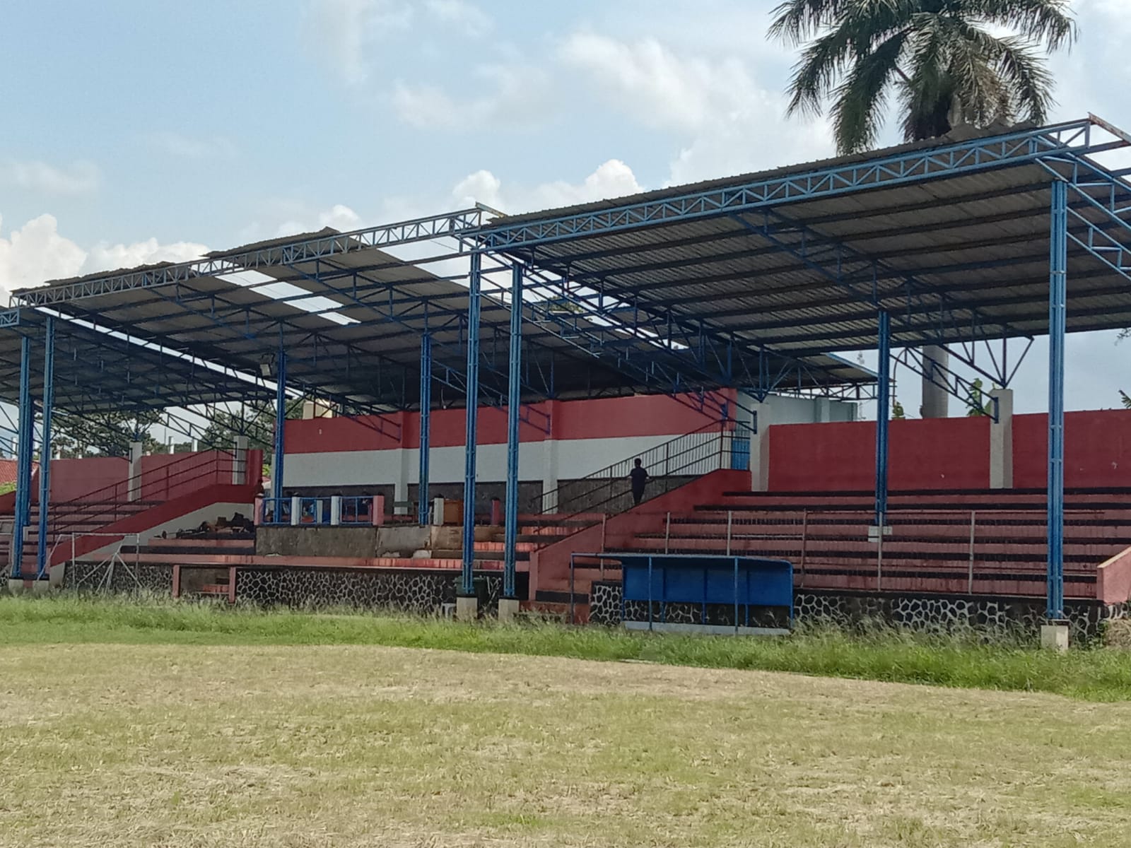 Bupati Pastikan Perbaikan Stadion Badak Putih Cianjur Direncanakan pada Tahun 2025