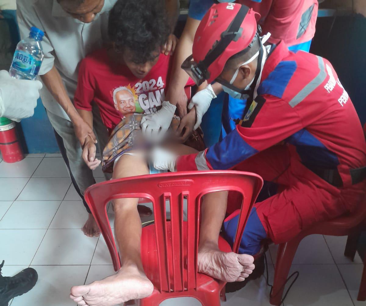 Ngilu! Cincin Tersangkut di Alat Kelamin Pria Asal Cianjur, Dipotong Pakai Gurinda