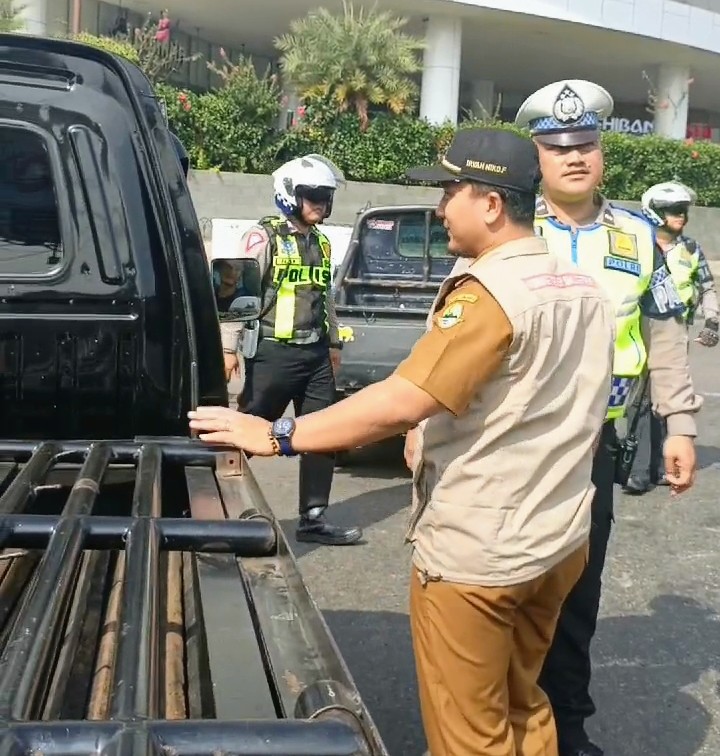 Tertibkan Penunggak Pajak dan Pelanggar Lalulintas, Petugas Gabungan Jaring Ribuan Kendaraan di Cianjur