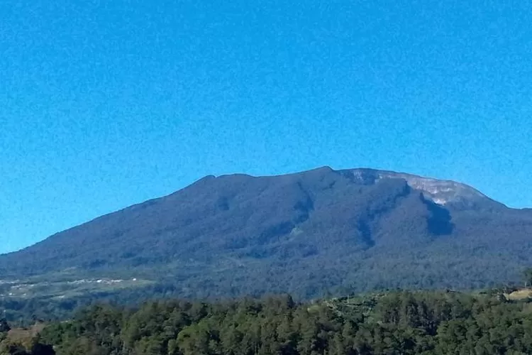 Ditutup Sementara, Gunung Gede Pangrango Jadi Venue Kualifikasi Lari Trail PON XXI 2024