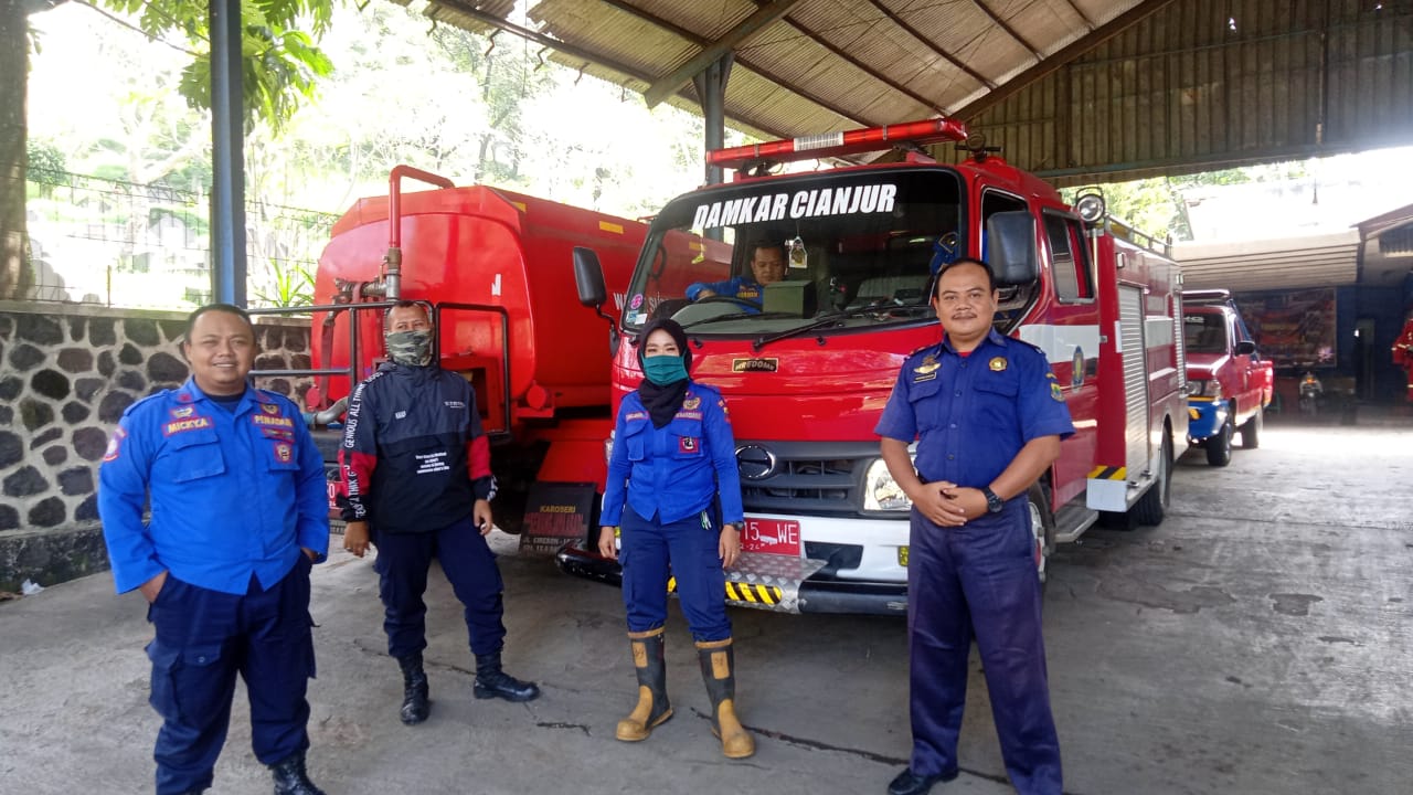 Segera Dijadikan Dinas, Bupati Cianjur Pastikan Alat Pemadam Kebakaran Terawat dan Layak Guna