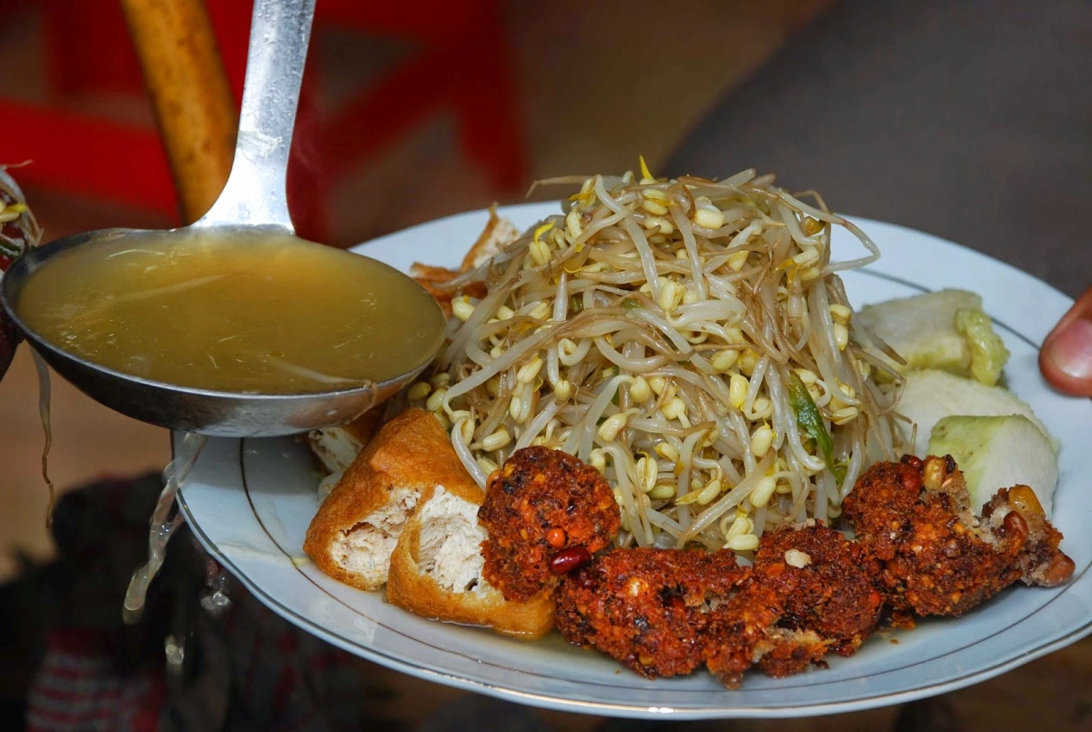 Sulit Ditemukan! Laksa Jadi Kuliner Khas Cianjur yang Mulai Langka, Rasanya Bisa Bikin Ketagihan