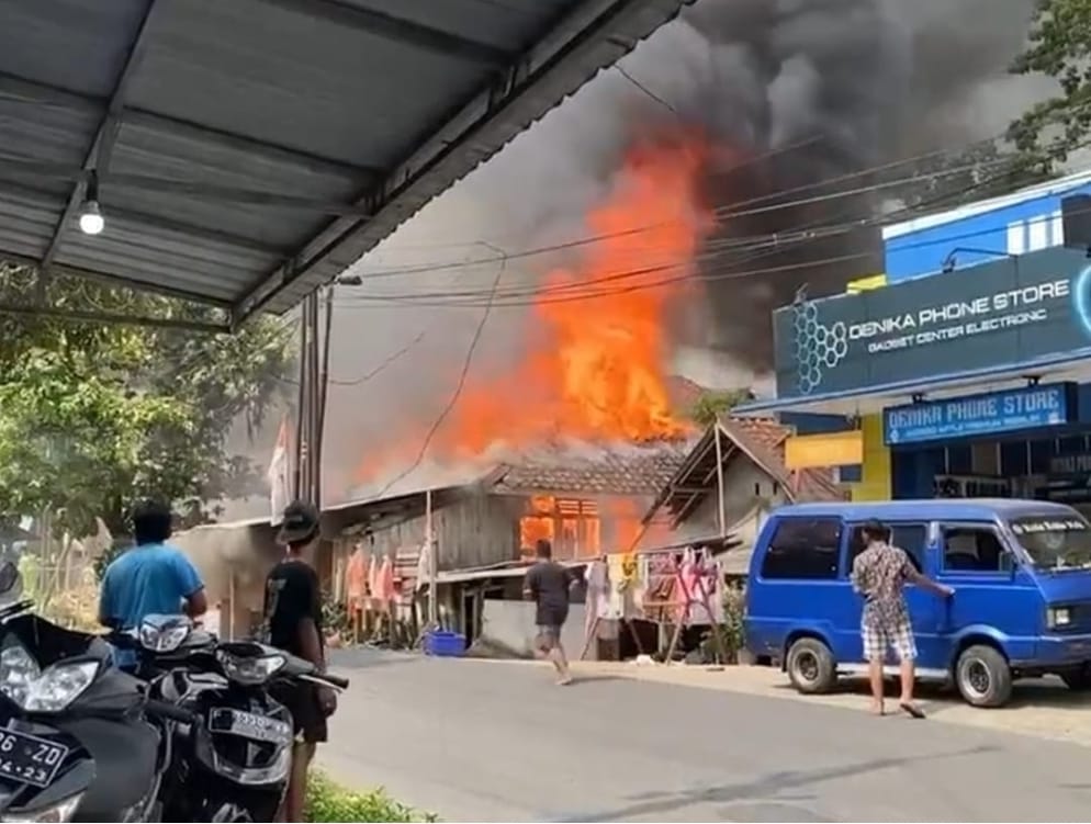 Tiga Rumah di Pagelaran Cianjur Hangus Terbakar, Kerugian Capai Rp 100 Juta