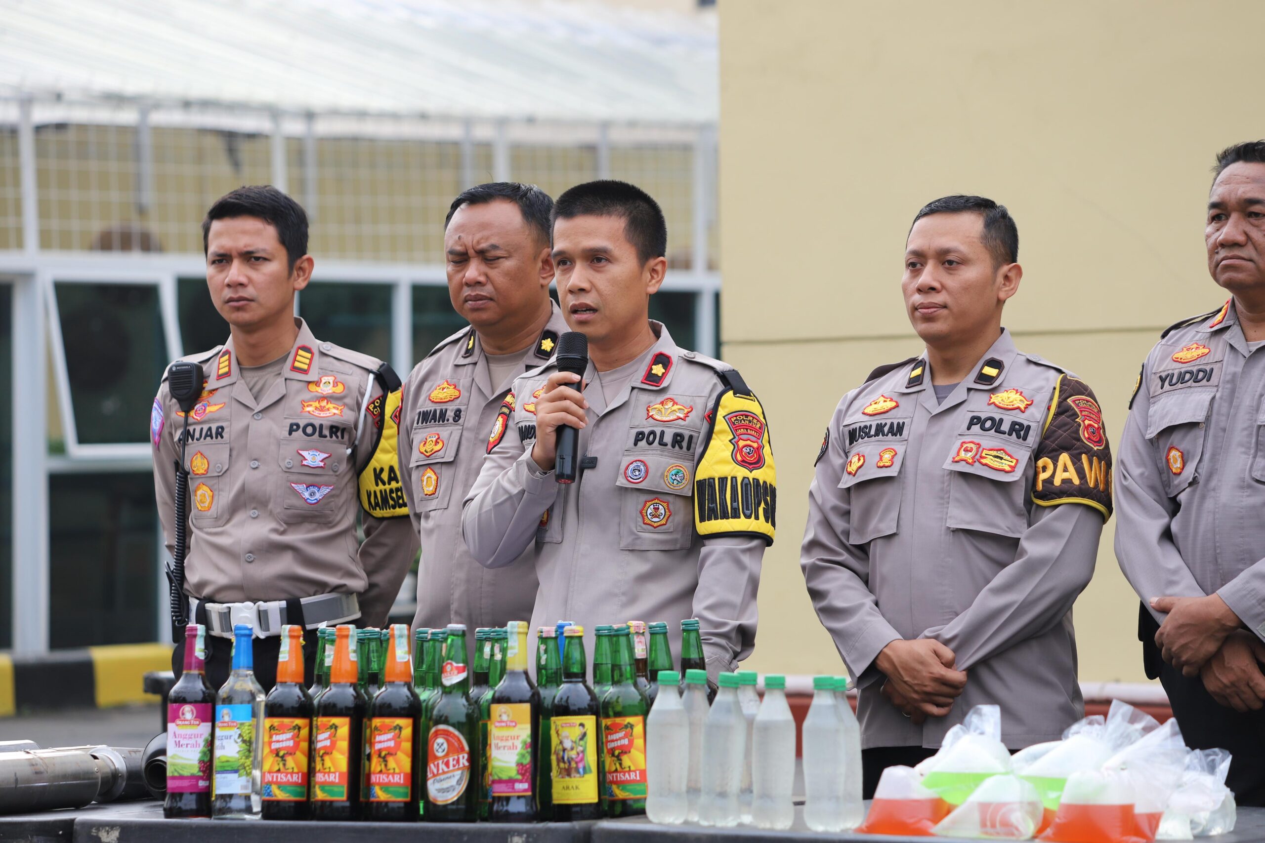 Dalam Seminggu, Polres Cianjur Amankan 278 Knalpot Bising dan 393 Botol Miras