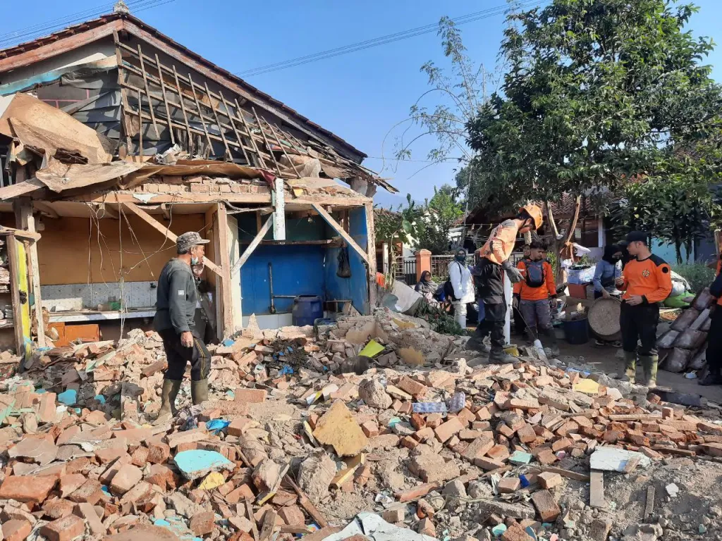 Gempa Susulan di Bandung Capai 33 Kali, BMKG Imbau Warga Tetap Waspada