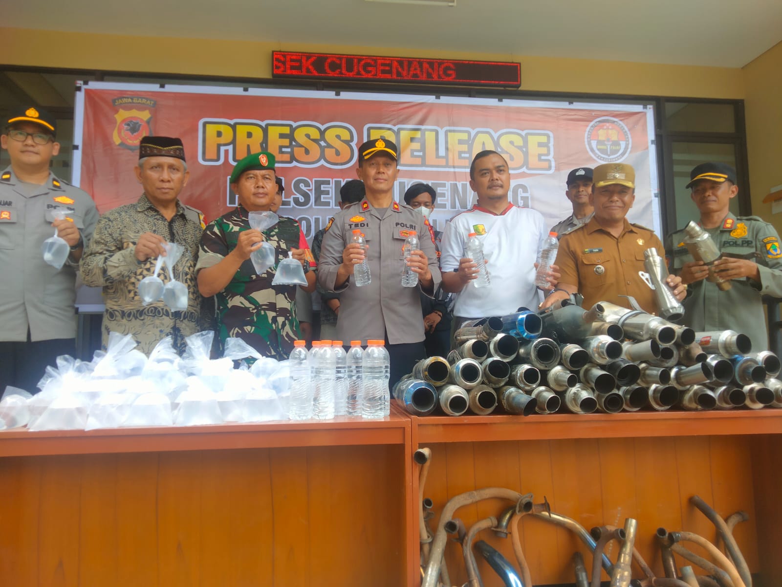 Operasi Jelang Pilkada Cianjur 2024, Polsek Cugenang Tertibkan Miras dan Narkoba