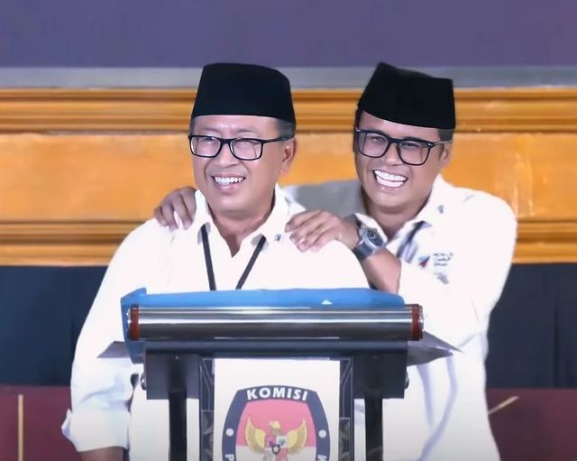 Aljabar Strategic menilai pasangan Herman-Ibang unggul dalam debat perdana Pilkada Cianjur 2024 karena penguasaan masalah dan program.